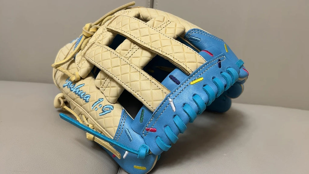 11.5/12.5inch Genuine Leather Baseball Gloves Professional Youths Adults Mitt Softball Training Catcher Gloves Sports Equipment