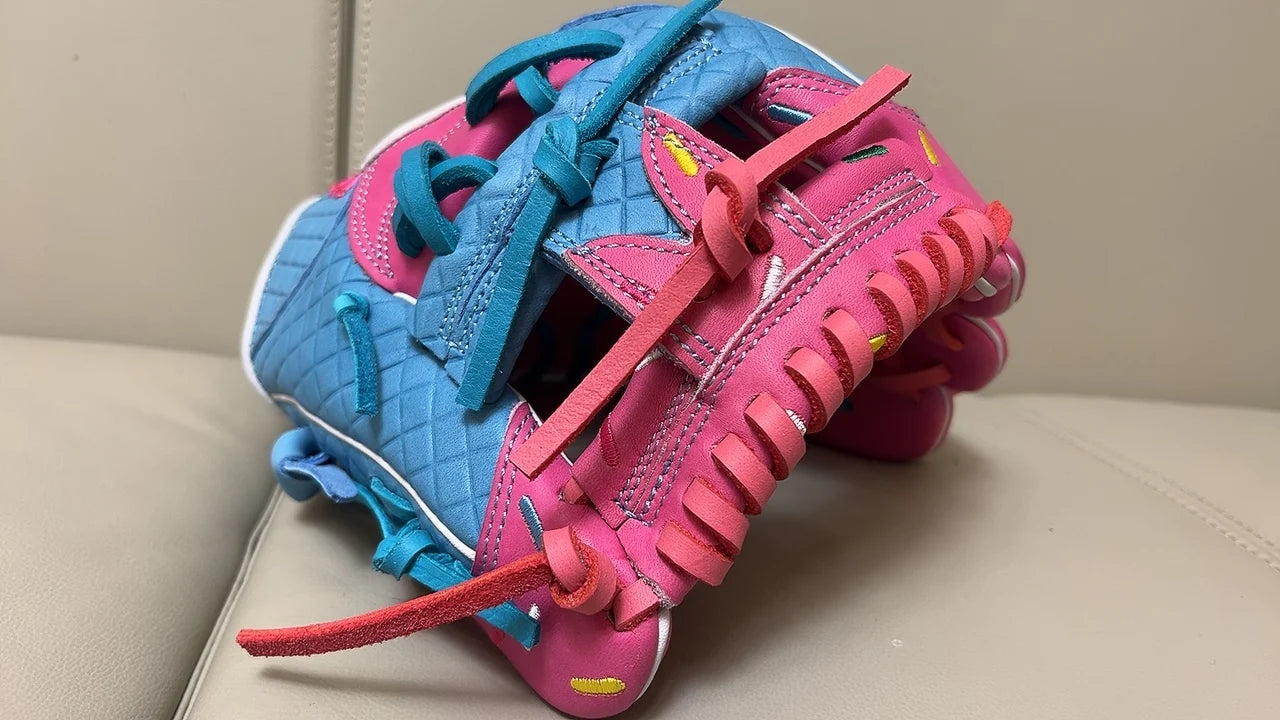 11.5/12.5inch Genuine Leather Baseball Gloves Professional Youths Adults Mitt Softball Training Catcher Gloves Sports Equipment