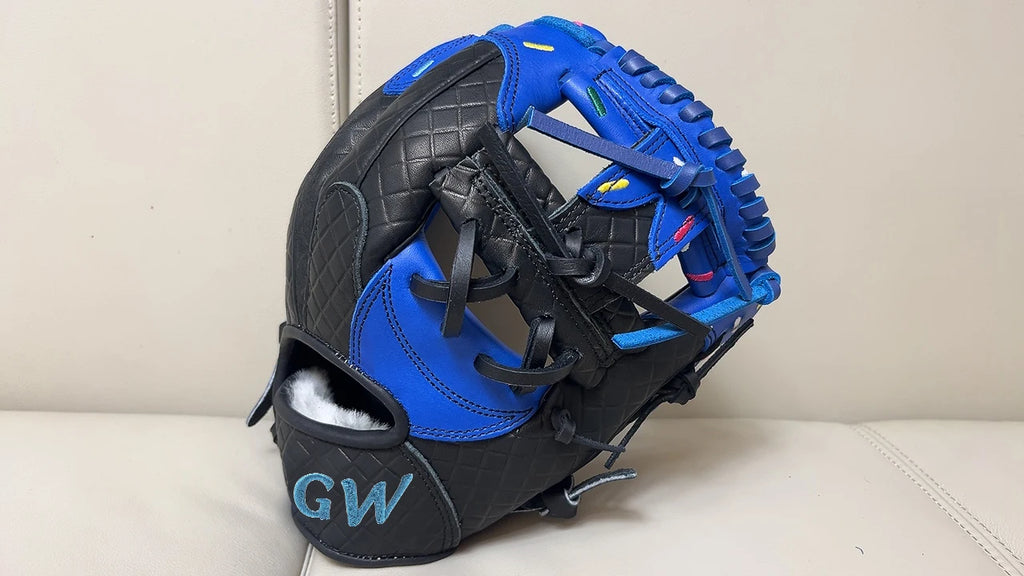 11.5/12.5inch Genuine Leather Baseball Gloves Professional Youths Adults Mitt Softball Training Catcher Gloves Sports Equipment